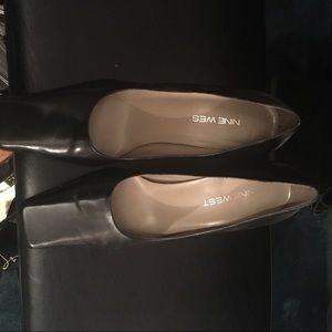 Nine West bulk heel square toe leather